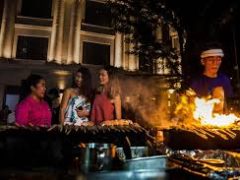 SINGAPORE STREET FOOD AND NIGHT TOUR